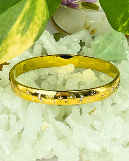 Gold Moon & Stars Bracelet 6mm