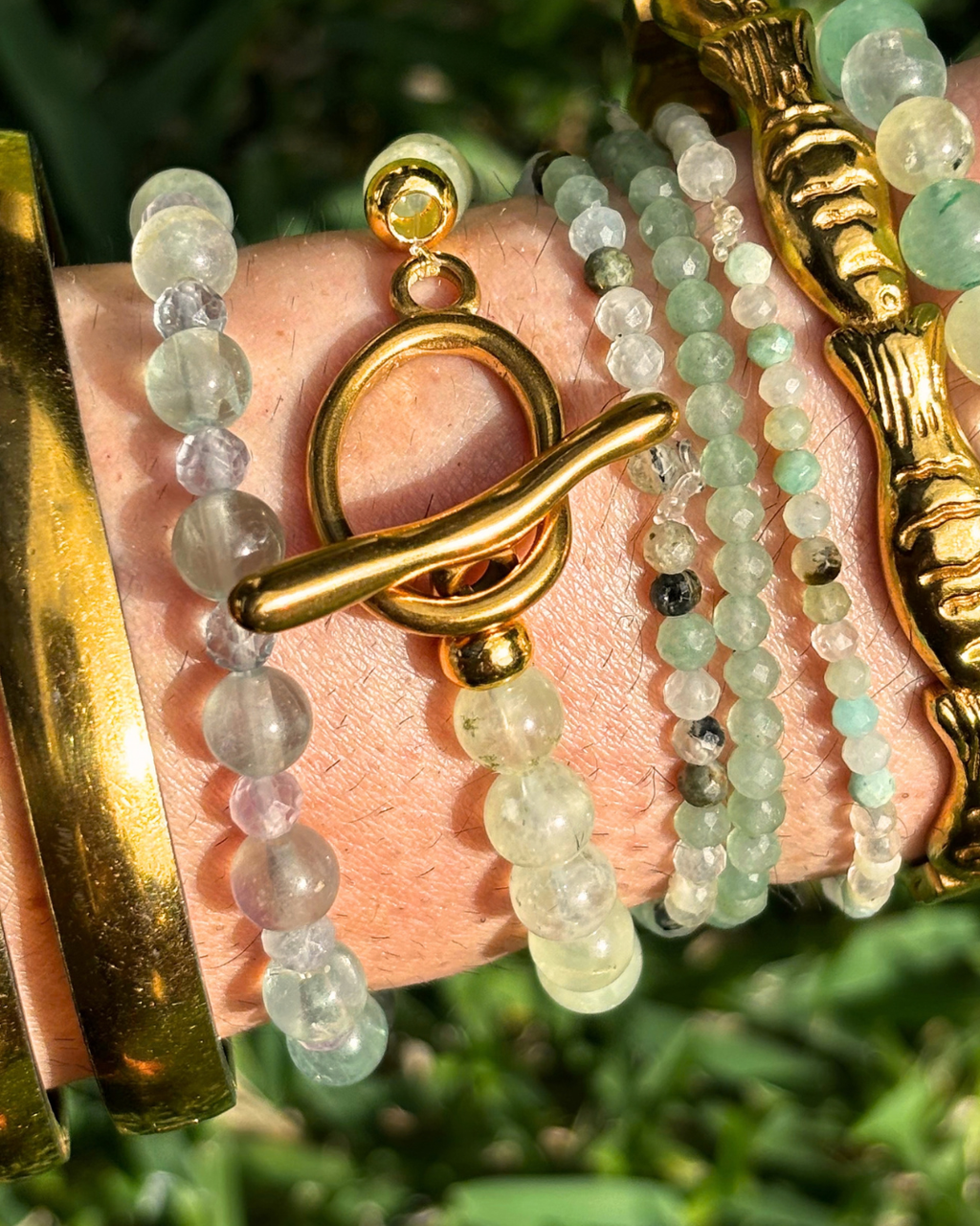 The Abstract Clasp