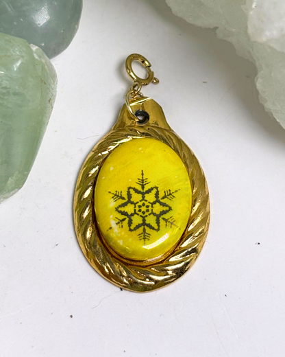 Yellow Snowflake Gold Porcelain Spoon Charm
