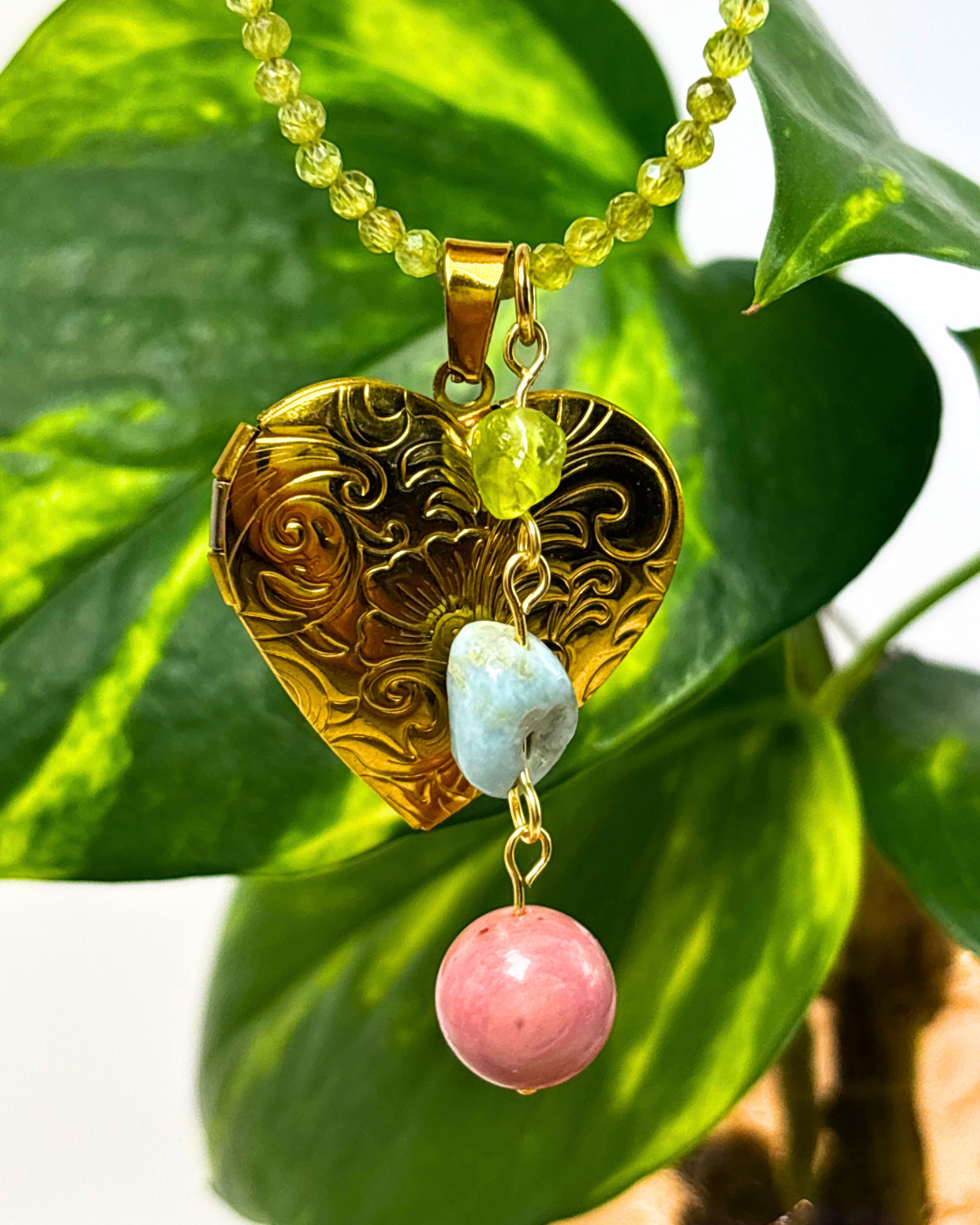 The Maggie Drop Magpie Charm
