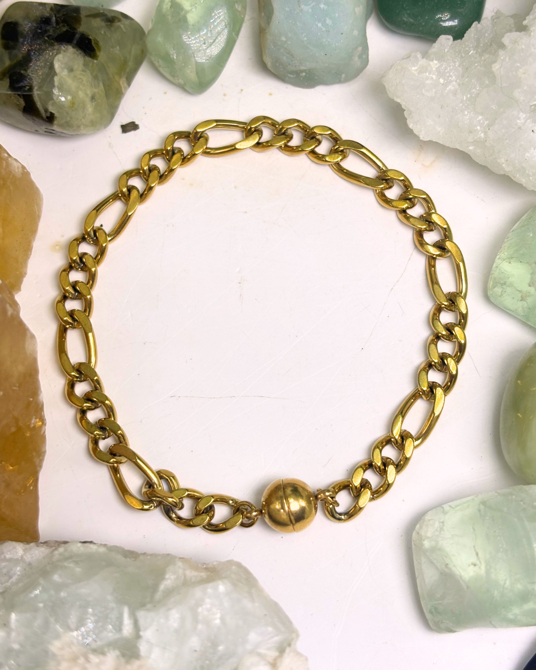 Gold Figaro Bracelet with Magnetic Clasp LARGE