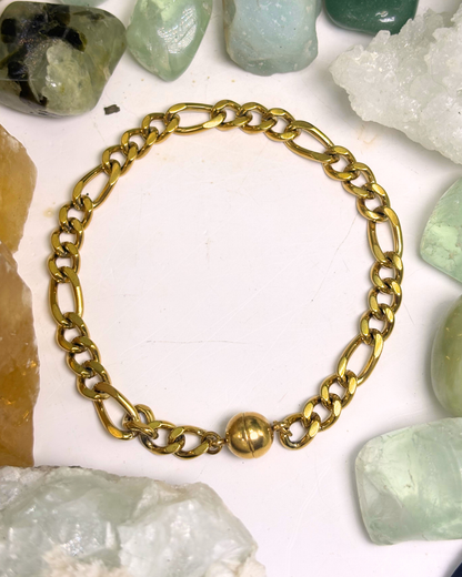 Gold Figaro Bracelet with Magnetic Clasp LARGE