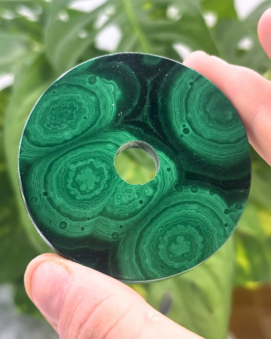 Malachite Polished Disc / Sphere Stand Carving