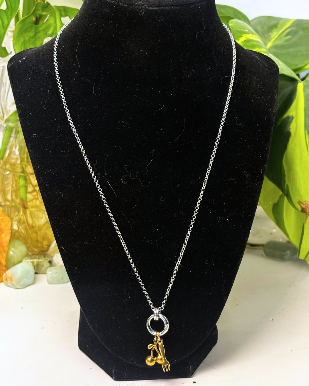The Dainty Silver Clasp Necklace 45cm