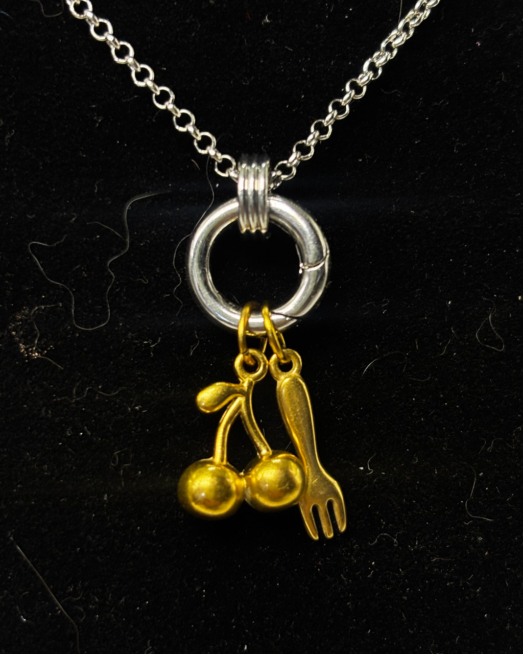 The Dainty Silver Clasp Necklace 45cm