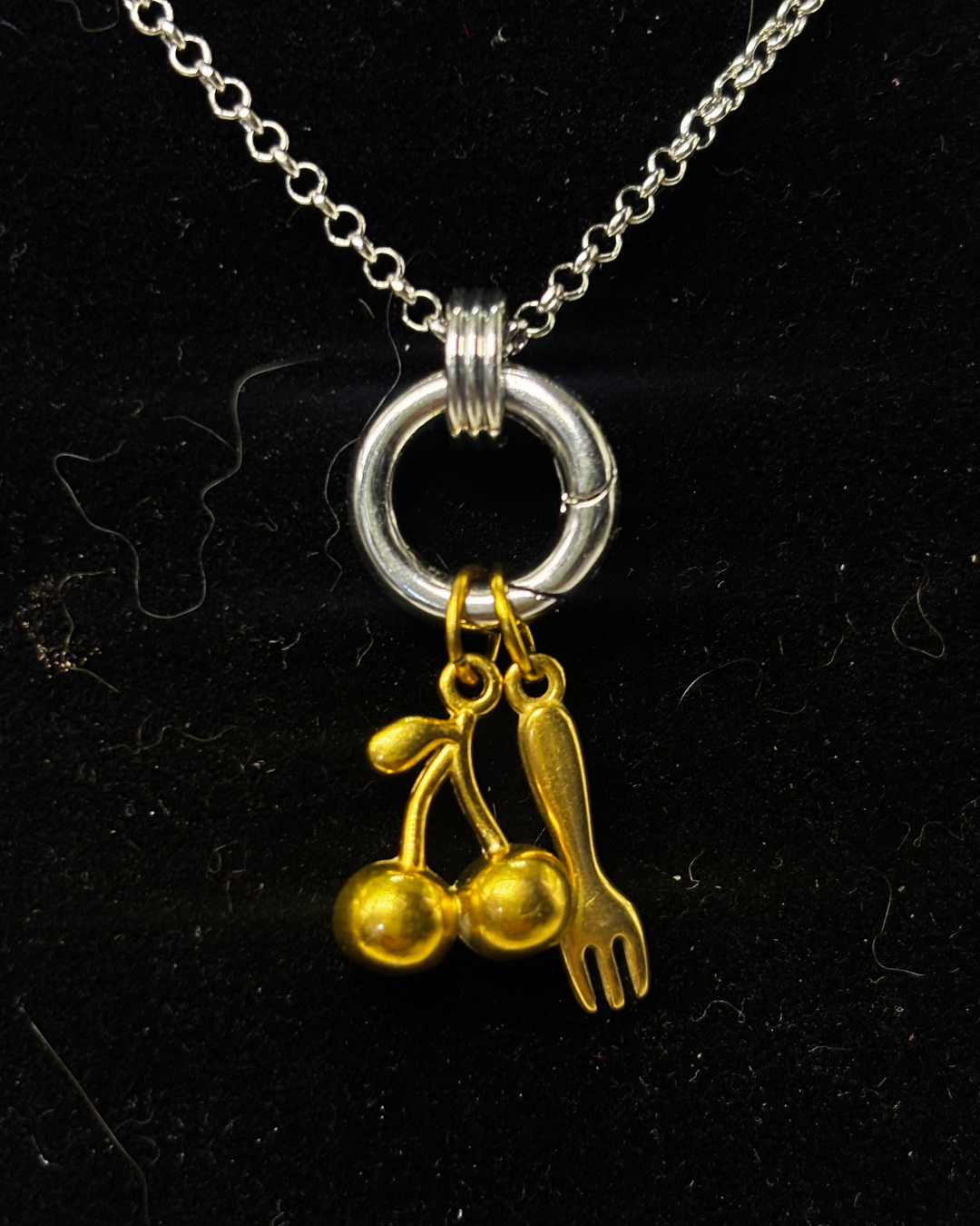 The Dainty Silver Clasp Necklace 45cm
