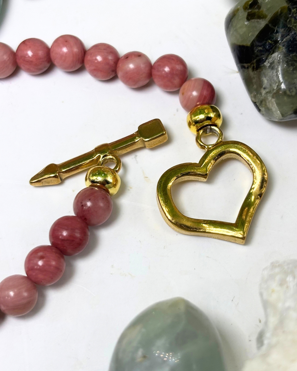 The Cupids Arrow Clasp