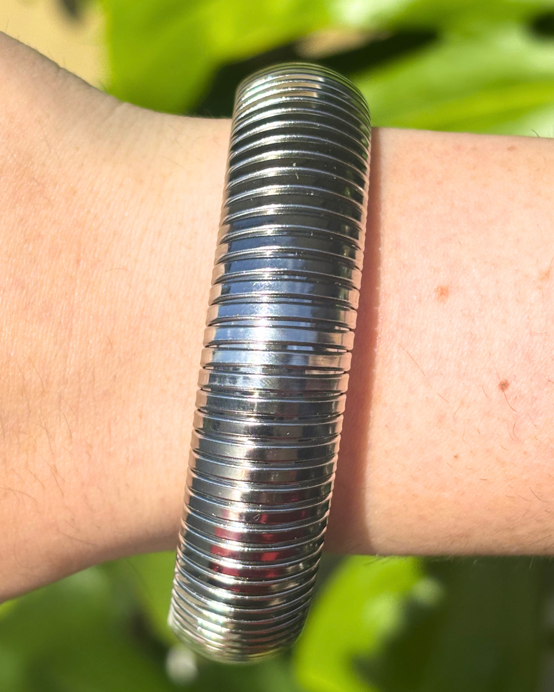 Large Silver Vintage Inspired Snake Bone Stretchy Bracelet 16mm