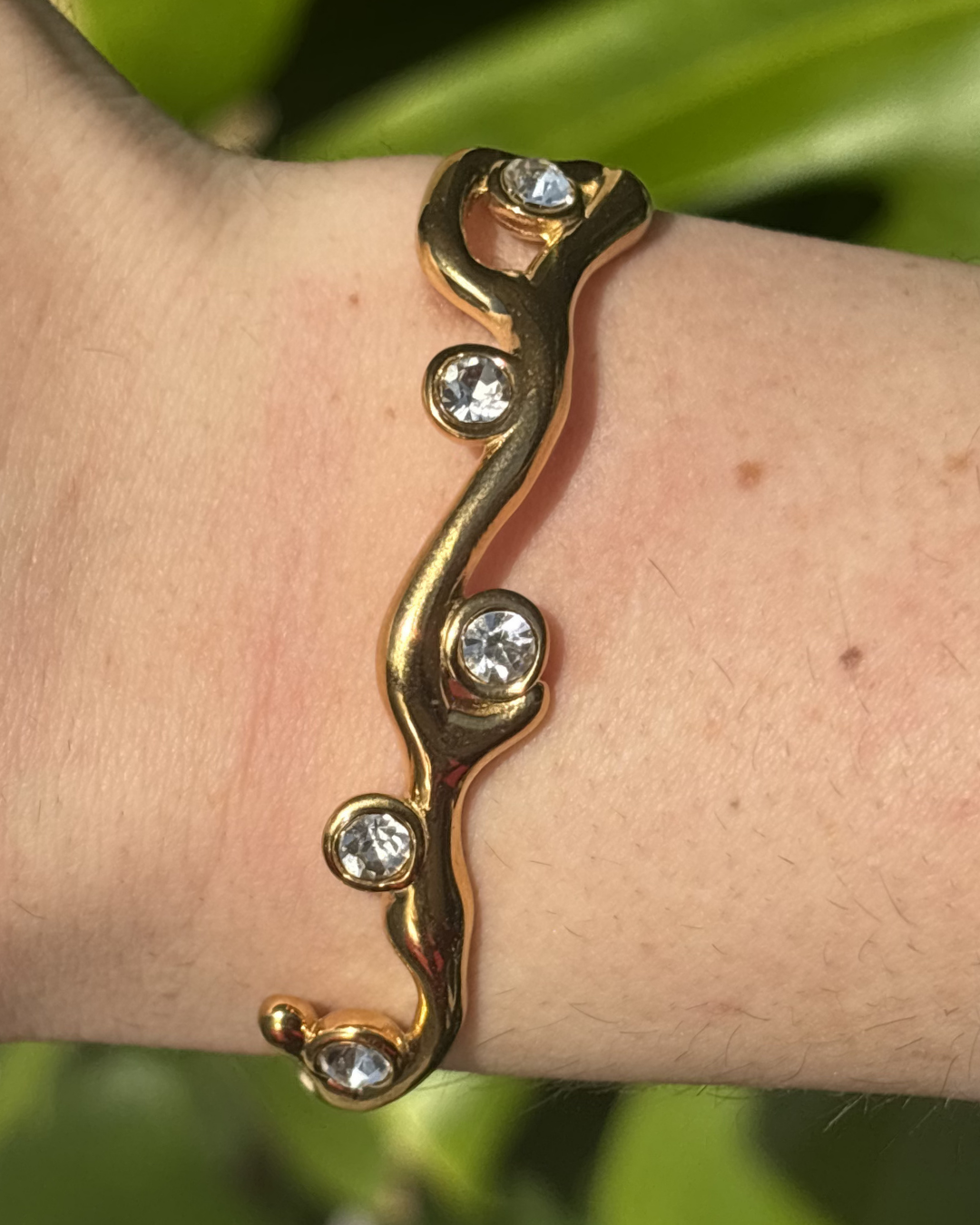 White Flower Garland Gold Cuff