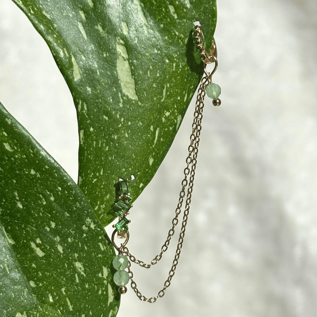 The Guide Crystals Gold | 1 PC Single Green Aventurine Cordellia Chain Crystal Earring Charm