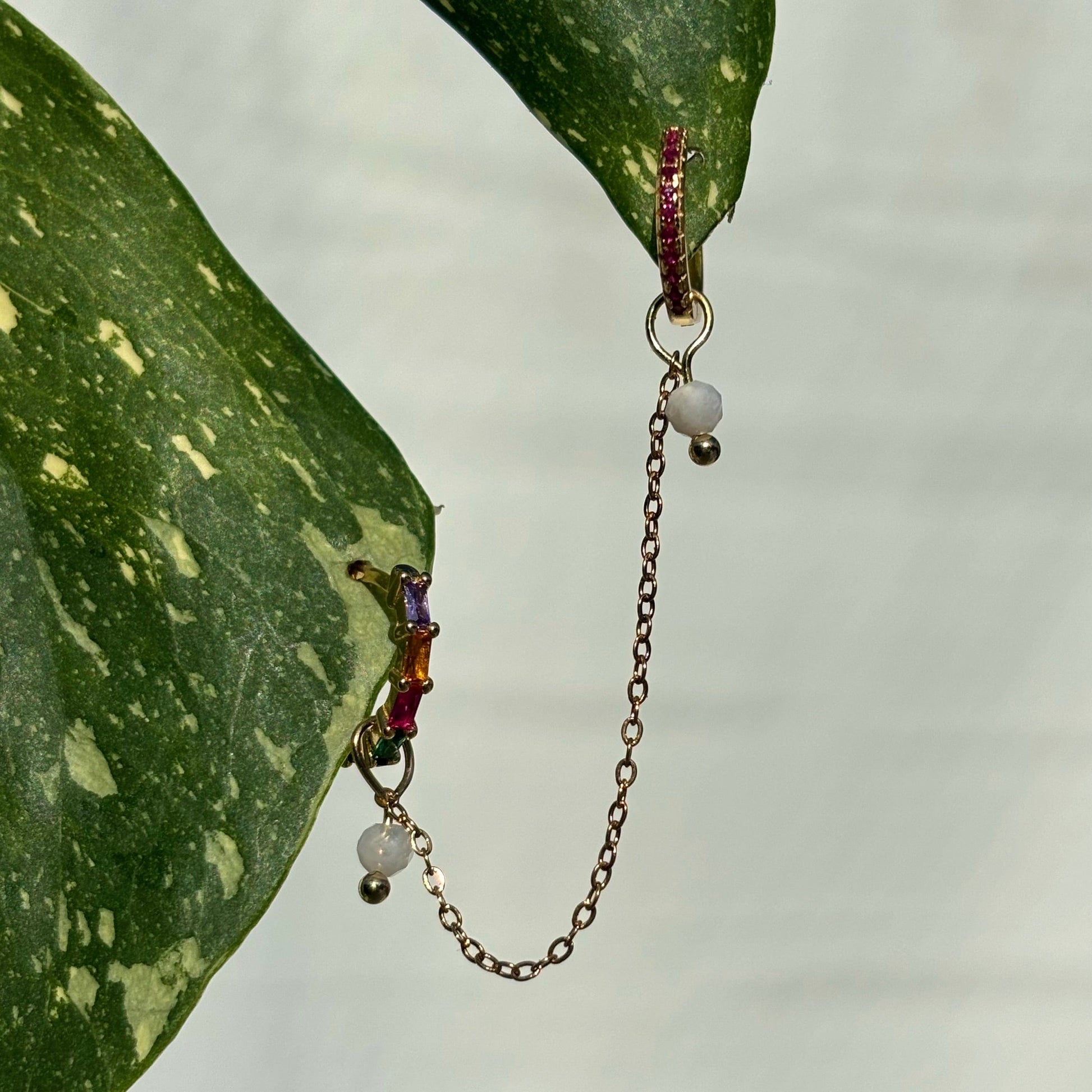 The Guide Crystals Gold | 1 PC Single Moonstone Aphrodite Chain Crystal Earring Charm