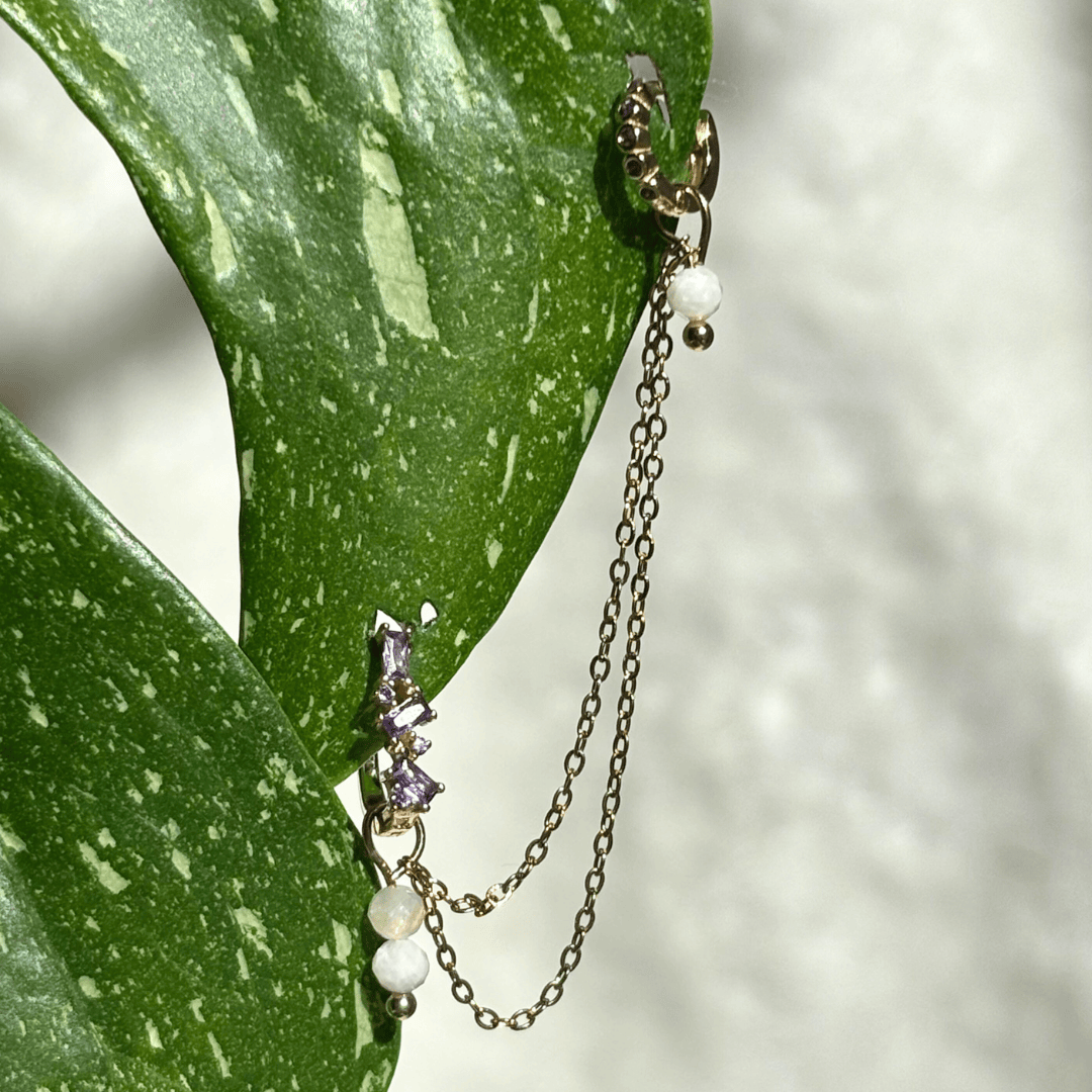 The Guide Crystals Gold | 1 PC Single Moonstone Cordellia Chain Crystal Earring Charm